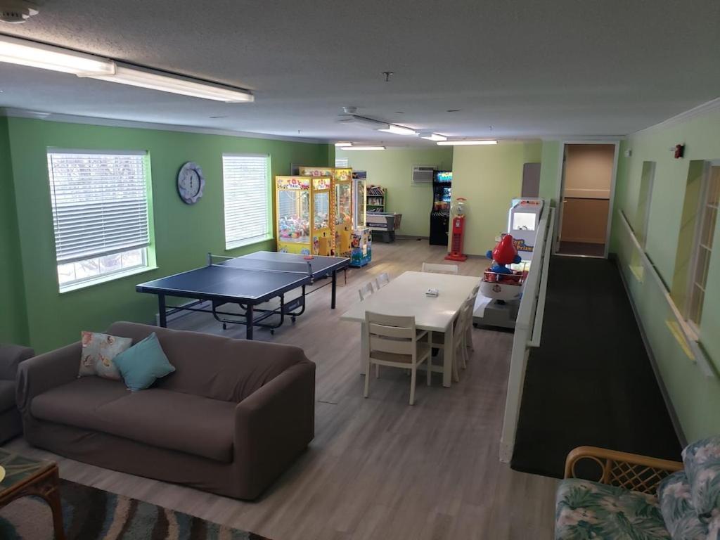 Marylander Condominiums, 90 Steps From The Beach Ocean City Exterior foto